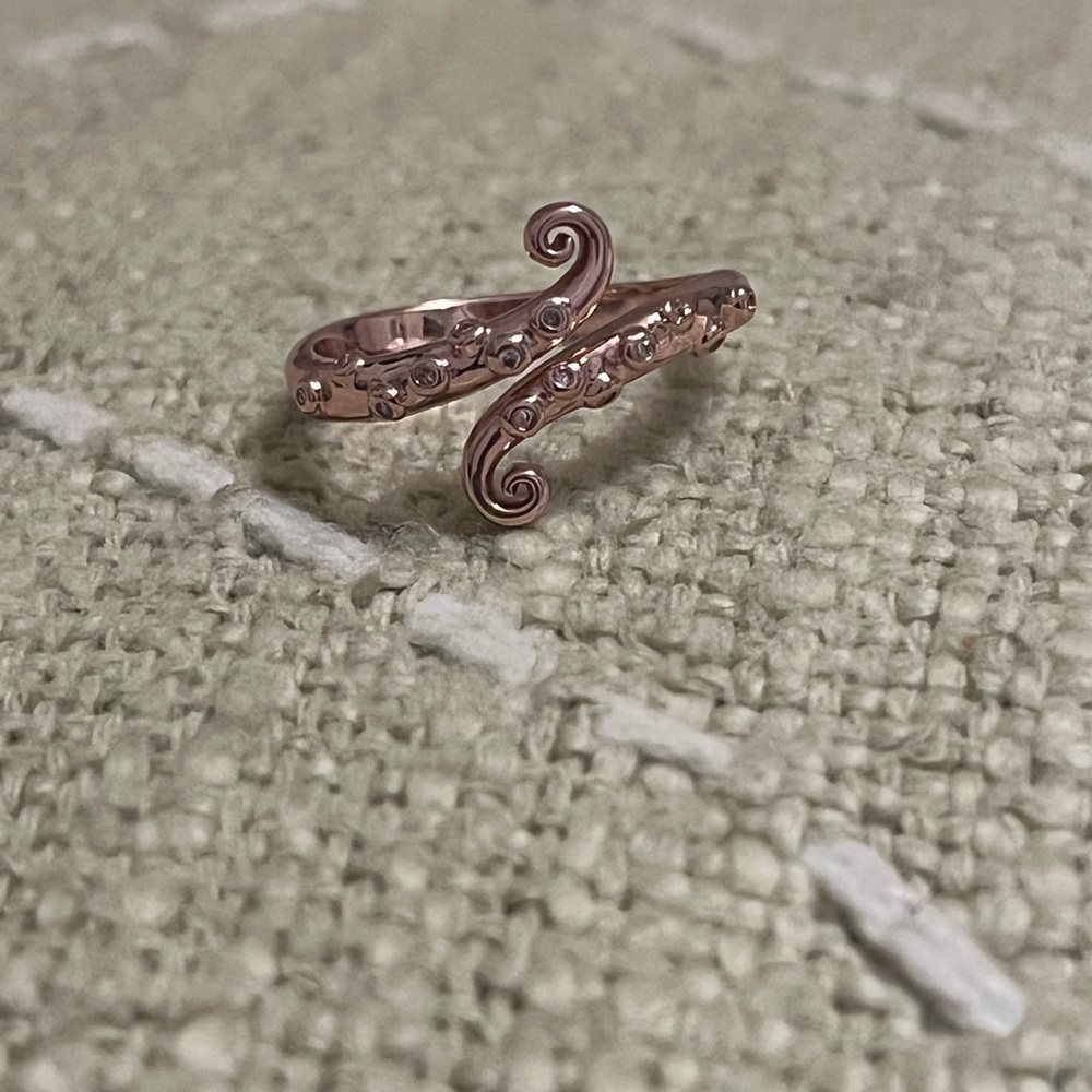 Fragrant Jewels Rose Gold Octopus Ring Size 7
